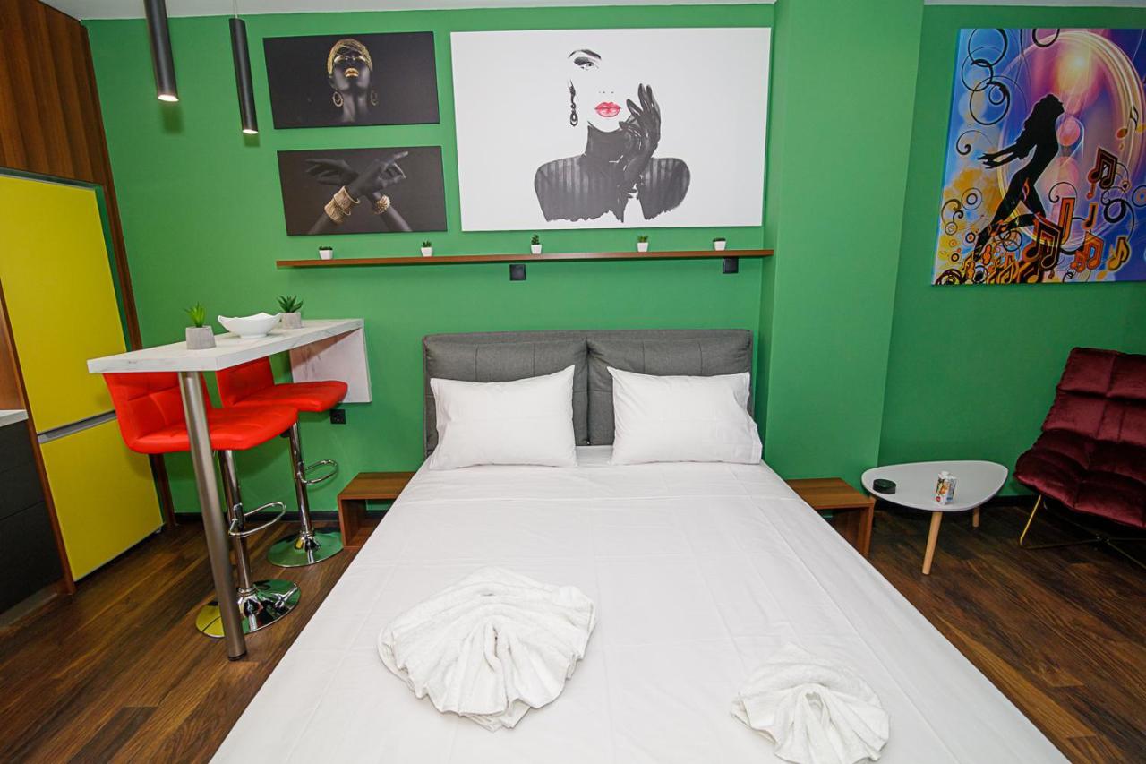 Facadoro Apartments เอเธนส์ ภายนอก รูปภาพ